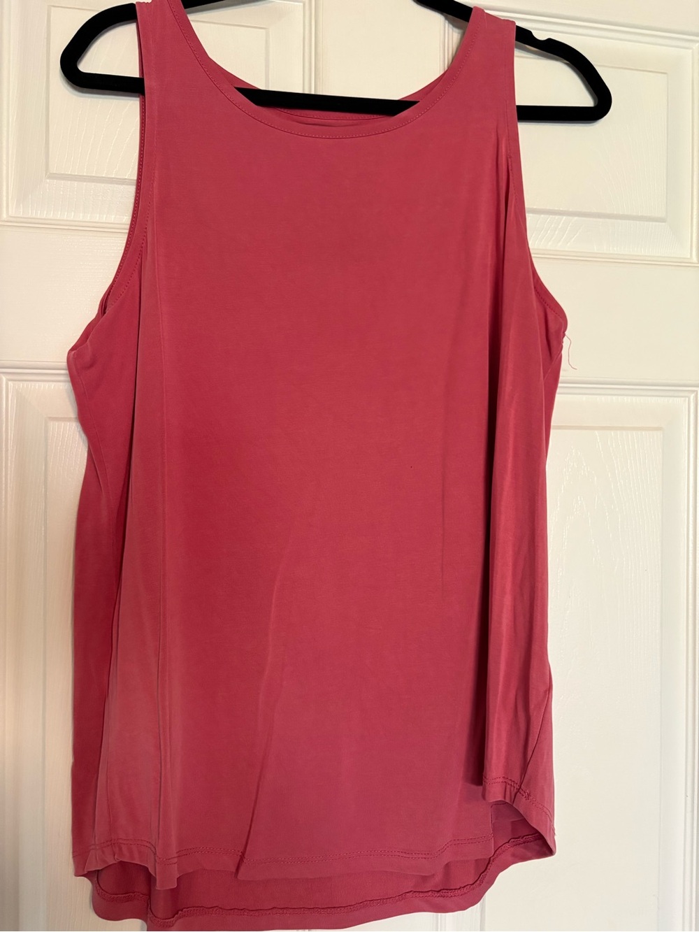 Women's Sleeveless Tank Top - Pink